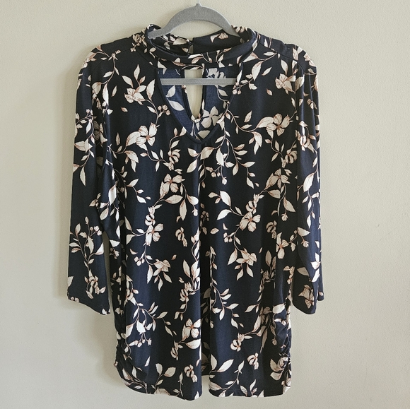 torrid Tops - Torrid Black & Tan Floral Blouse